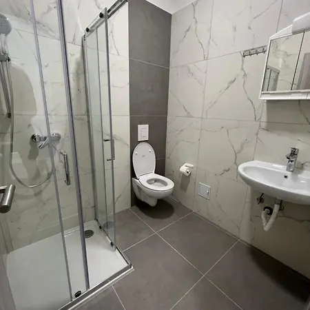 Kolarjeva International House 3* Ljubljana